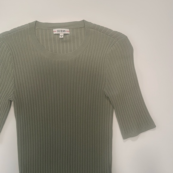 Guess / Short Sleeve Ribbed Top - Picture 1 of 2